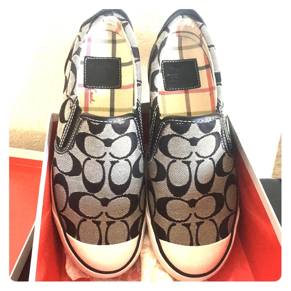 Women Coach Beale Black Signature Slides size 6.5